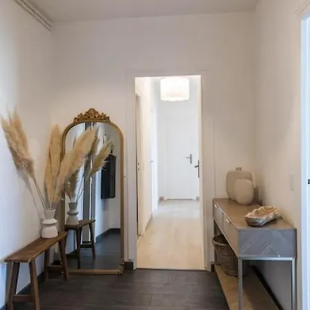 Cinehome - 5 Min Centre-parking/tram Au Pied Apartamento Tours