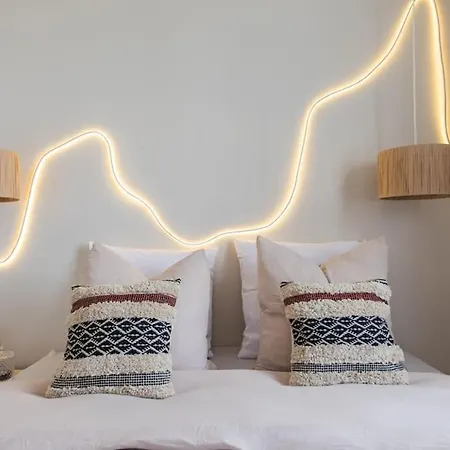 Cinehome - 5 Min Centre-parking/tram Au Pied Apartment