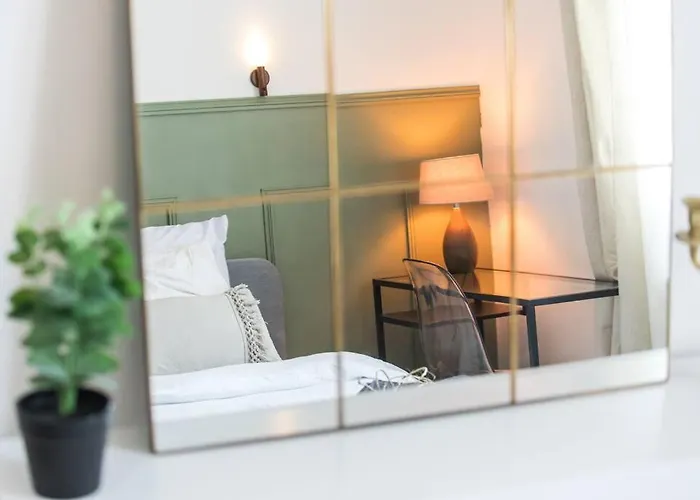 Cinehome - 5 Min Centre-parking/tram Au Pied