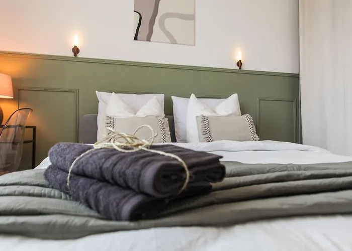 Cinehome - 5 Min Centre-parking/tram Au Pied * Tours