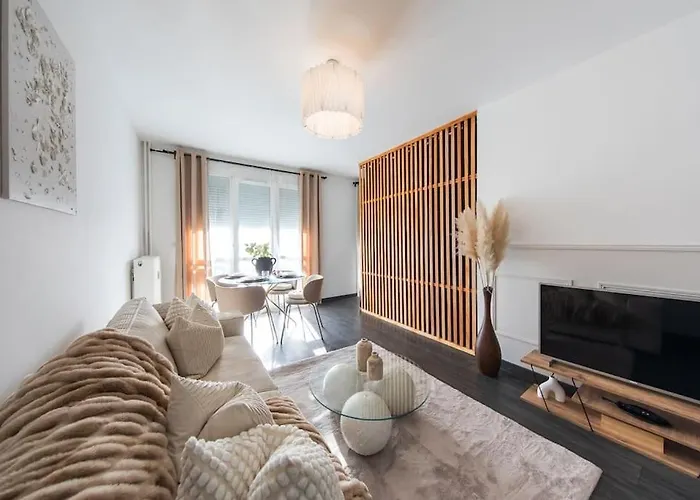 Cinehome - 5 Min Centre-parking/tram Au Pied * Tours